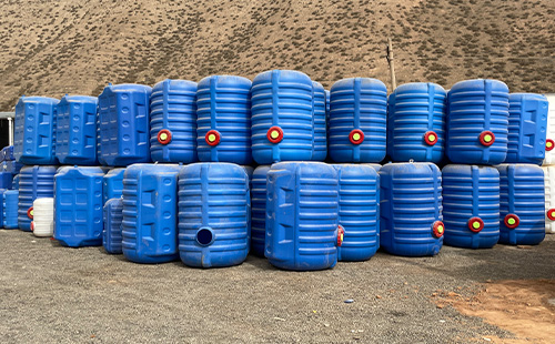 雨水收集与利用：万科华洁新疆塑料桶提供创新解决方案