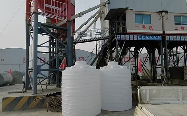 新疆立式运输桶交付案例｜全新PE材质 · 多行业适配 · 批量稳定供应